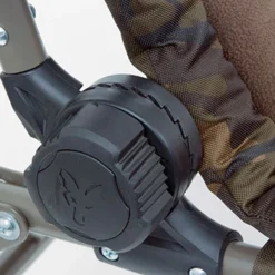 Fox R1 Camo Recliner Chair -Vangst Pro Verkoop e9d6829b949a18af